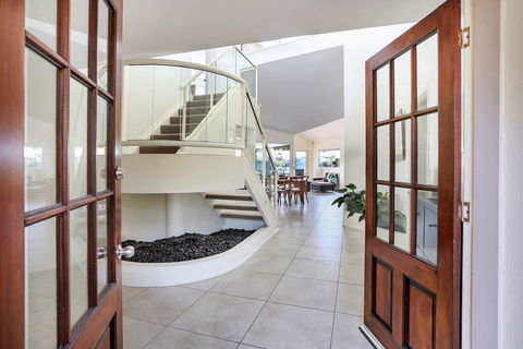 Gone Fishin' - Noosa Waters - Whitsundays Accommodation 2