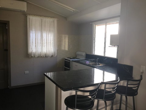 Goondihill Hotel - Whitsundays Accommodation 2