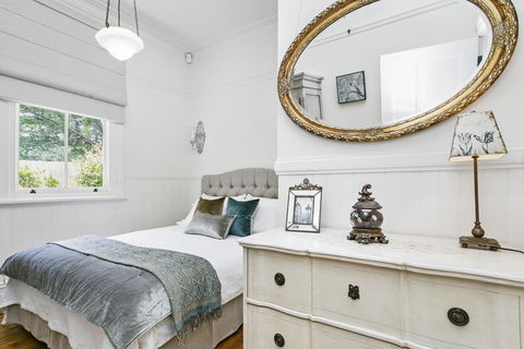 Gowan Brae Cottage - Whitsundays Accommodation 0