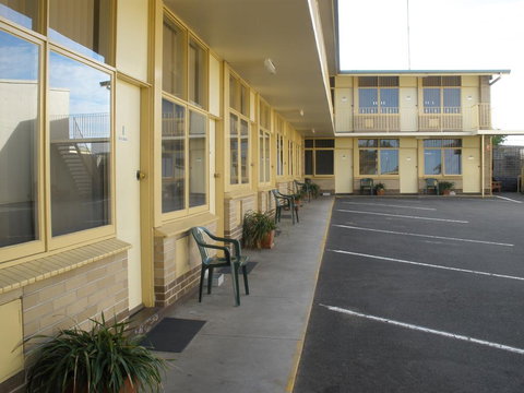 Grand Central Motel - Whitsundays Accommodation 0