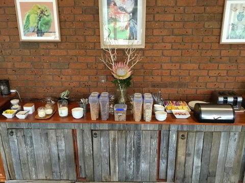 Grange Burn Motel - Whitsundays Accommodation 1