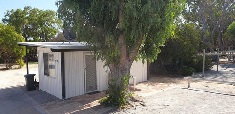 Green Head Caravan Park - Whitsundays Accommodation 2