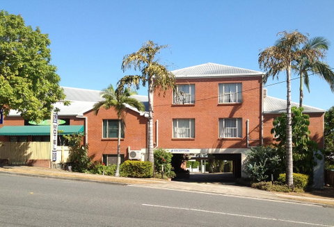 Greenslopes Motor Inn - Whitsundays Accommodation 1