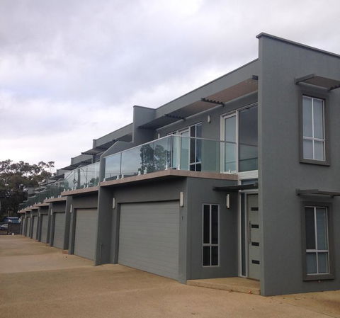 Griffith Prestige Apartments - Whitsundays Accommodation 3