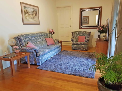 Gumtree House Montville - Whitsundays Accommodation 2