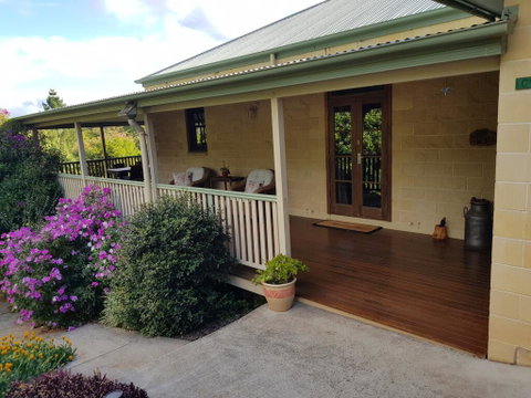 Gumtree House Montville - Whitsundays Accommodation 0