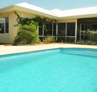 Halls Head Holiday Home - Whitsundays Accommodation