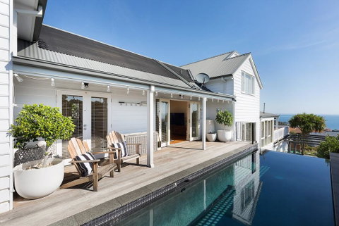 Hampton's Retreat Family Friendly, Water Views, Close To Beach With Heated Pool - Whitsundays Accommodation 0