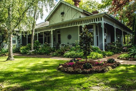 Heytesbury House - Whitsundays Accommodation 0
