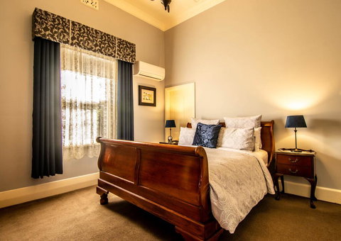 Heytesbury House - Whitsundays Accommodation 3