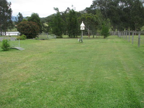 Hill Top Villas - Whitsundays Accommodation 2