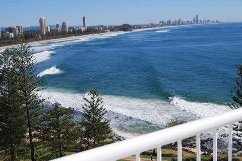 Hillhaven Holiday Apartments - Whitsundays Accommodation 1