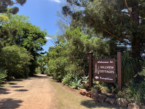 Hillview Cottages - Whitsundays Accommodation 2