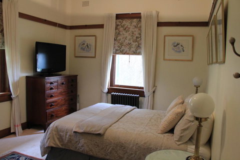 Historic Merryville Homestead - Whitsundays Accommodation 1