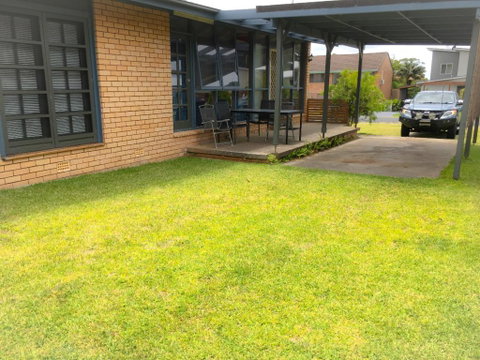 Holiday On The Bay, Vincentia - Whitsundays Accommodation 1
