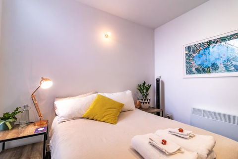 Homestay In The Heart Of Fitzroy - Walk To CBD - Whitsundays Accommodation 2