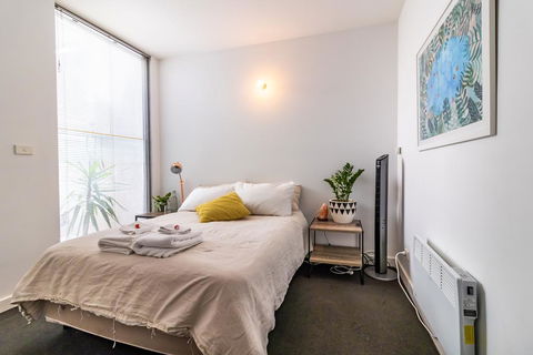 Homestay In The Heart Of Fitzroy - Walk To CBD - Whitsundays Accommodation 3