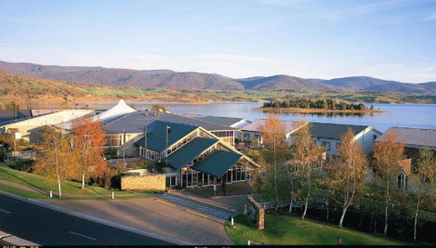 Horizons 418 - Lake Jindabyne Waterfront - Whitsundays Accommodation 0