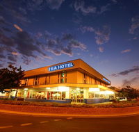 Isa Hotel - Whitsundays Accommodation