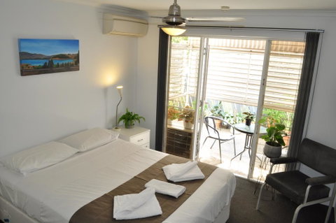 Isla House Greenslopes - Whitsundays Accommodation 1