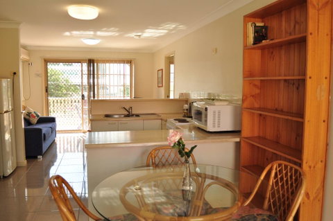 Isla House PA - Whitsundays Accommodation 3