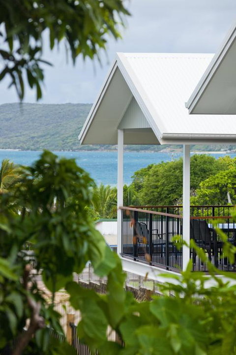 Island Villas & Apartments - Whitsundays Accommodation 3