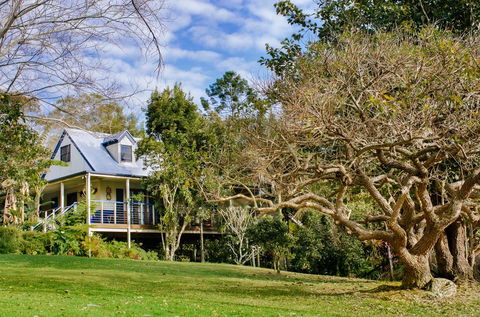 Jacaranda Cottages - Whitsundays Accommodation 0
