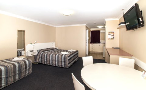 Jefferys Motel - Whitsundays Accommodation 1