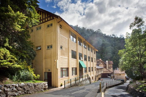 Jenolan Caves House - Whitsundays Accommodation 2