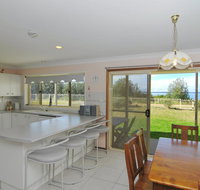 Jervis Bay Beachfront - Whitsundays Accommodation