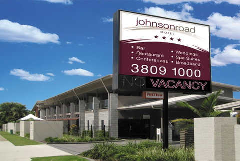 Johnson Road Motel - Whitsundays Accommodation 0