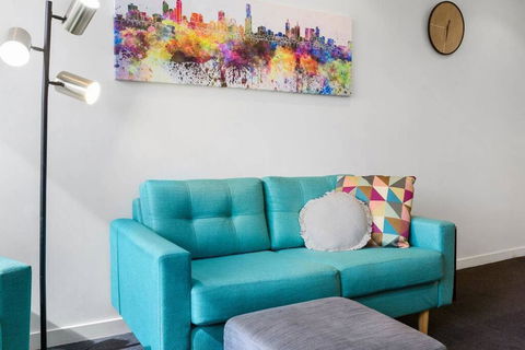 JOLI Opposite MCG And Botanical Gardens - Whitsundays Accommodation 3