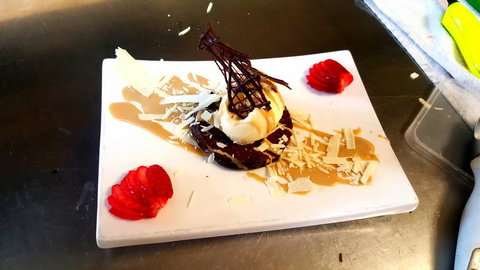 Jolly Swagman Motor Inn - Whitsundays Accommodation 0