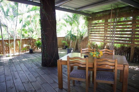 Junction Cottage - Whitsundays Accommodation 0