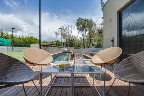 Kalina Retreat: Resort Style Tennis & Pool - Whitsundays Accommodation 1