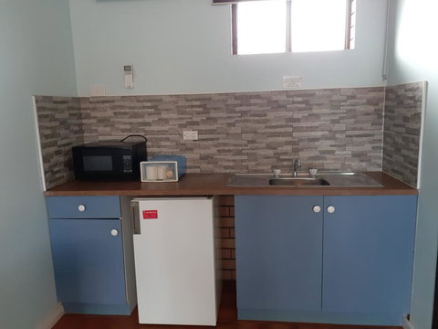 Kanimbla Motor Inn - Whitsundays Accommodation 2