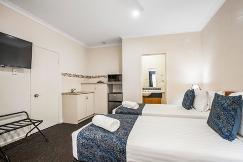 Karratha Central Apartments - Whitsundays Accommodation 3