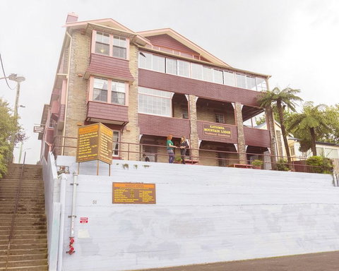 Katoomba Mountain Lodge - Whitsundays Accommodation 0