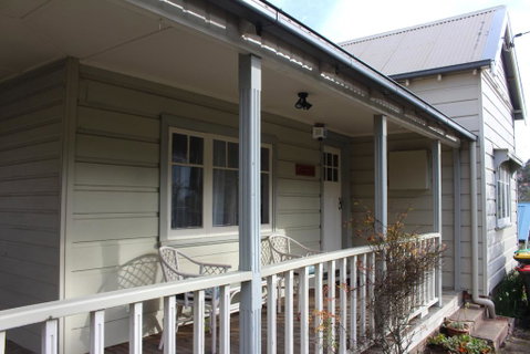 Keira Cottage - Whitsundays Accommodation 0