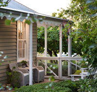 Kings Cottage - Whitsundays Accommodation