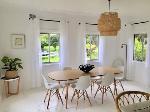 Kookaburra House, Newport - Whitsundays Accommodation 3