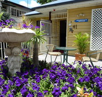 Kookaburra Inn - Whitsundays Accommodation