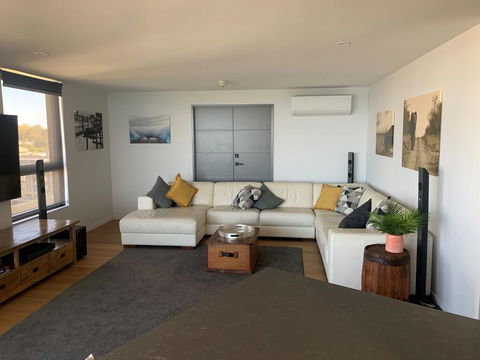 La Pacifique Apartments - Whitsundays Accommodation 1