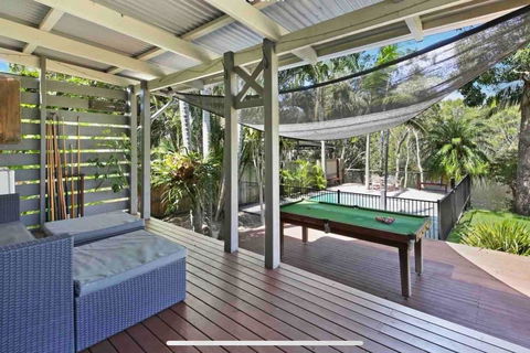 Lakeside Beach House - Hostie Properties - Whitsundays Accommodation 3