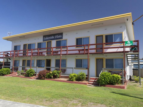 Lakeside Flats 4 - Whitsundays Accommodation 1