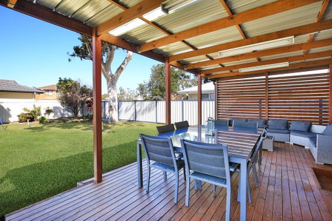 Lazy Days Beach House, Jervis Bay - Pet Friendly, 4 Mins Walk To Beach - Whitsundays Accommodation 1
