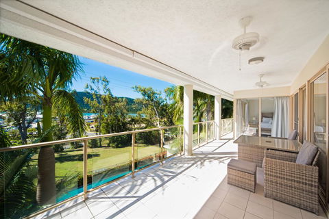 Le Jarden Vu Du Port - Whitsundays Accommodation 0
