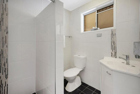 Leichhardt Motor Inn - Whitsundays Accommodation 1