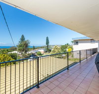 Lentara St 12 - Fingal Bay - Whitsundays Accommodation