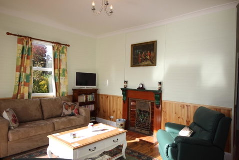 Lilac Cottage - Whitsundays Accommodation 2